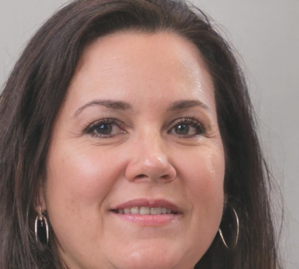 Directora de Análisis Financiero